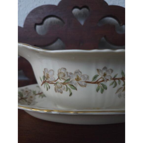 Syracuse China Orchard Gravy Boat w/ Attached Underplate 1940s–50s Vintage - Picture 5 of 7